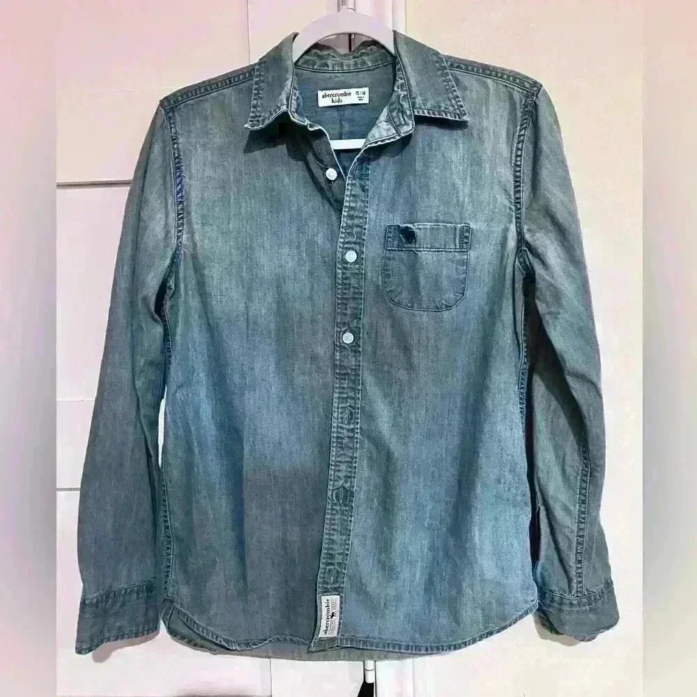 Abercrombie Kids Long Sleeve Denim Button Down Shirt- Size 15/16 Large EUC